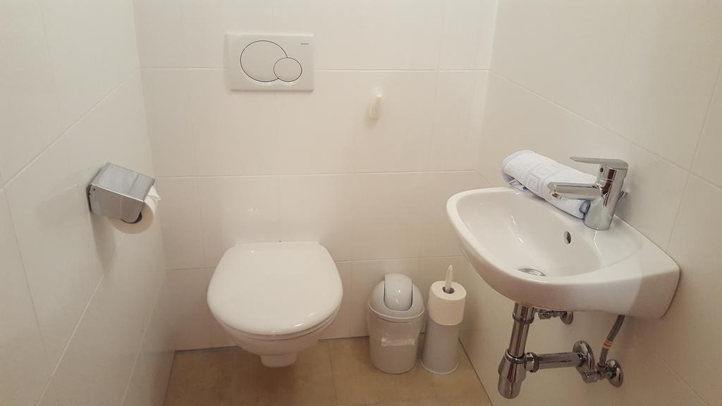 Haus Anna Hotel Langenfeld Luaran gambar